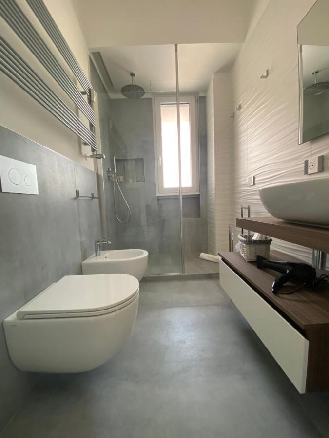 B&B Prestige Corsico Bagian luar foto