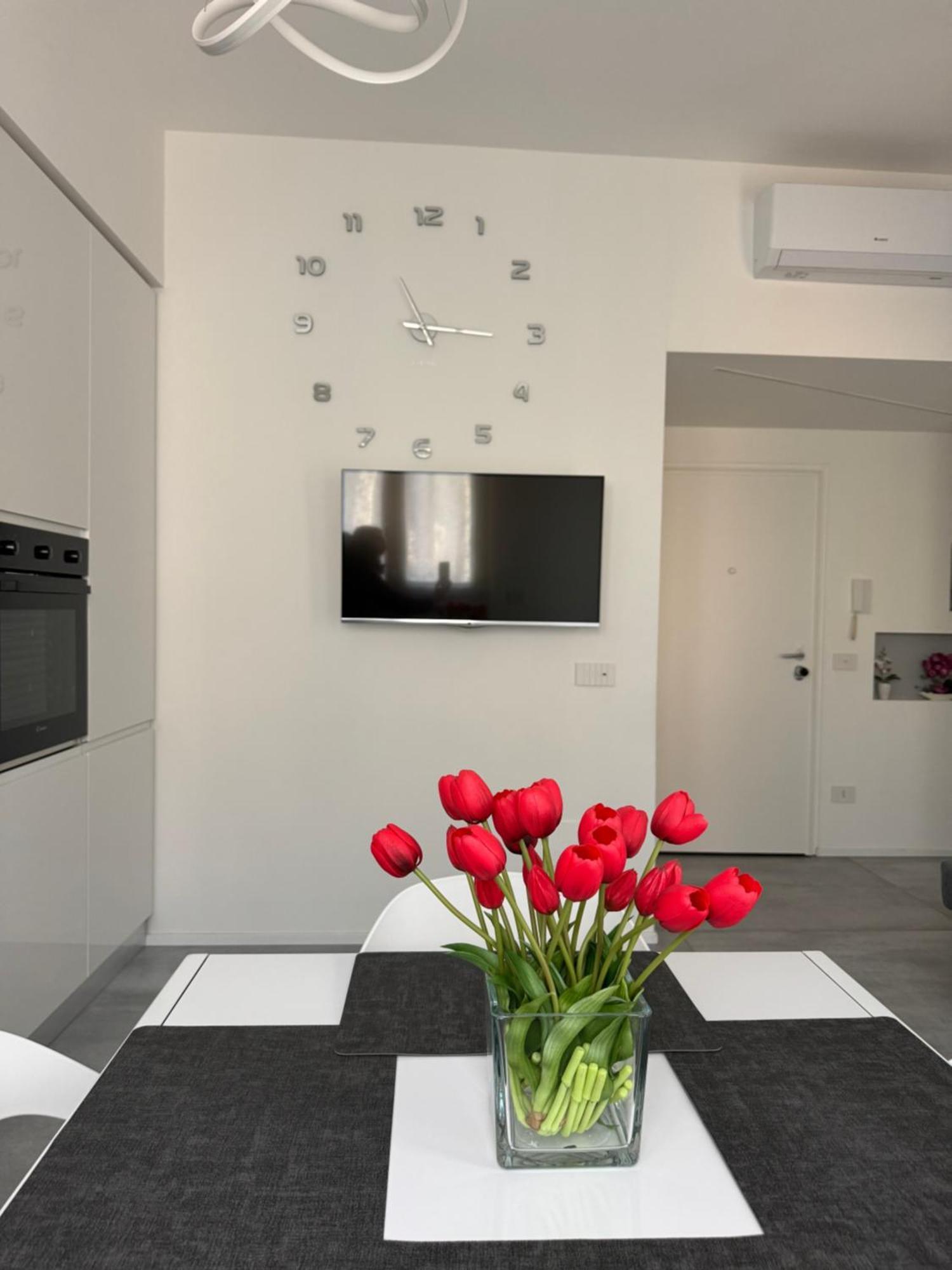B&B Prestige Corsico Bagian luar foto